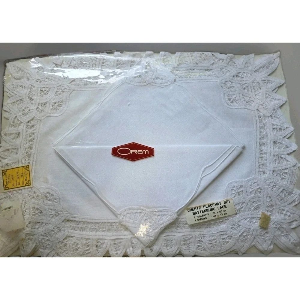 Vtg Battenburg Lace Placemats + 4 Napkins White Linen/Cotton Blend